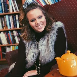 Meet your Posher, Cara